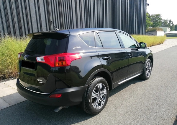 Toyota RAV4 cena 61800 przebieg: 241000, rok produkcji 2014 z Brodnica małe 326